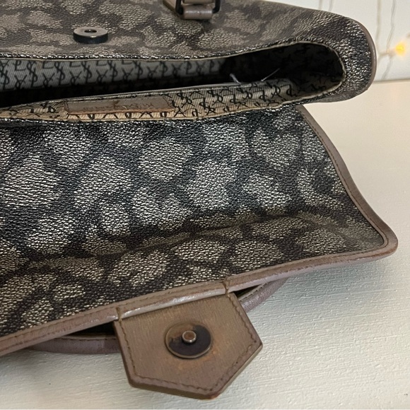 Yves Saint Laurent Vintage Giraffe Printed Mini Handbag - Picture 10 of 14